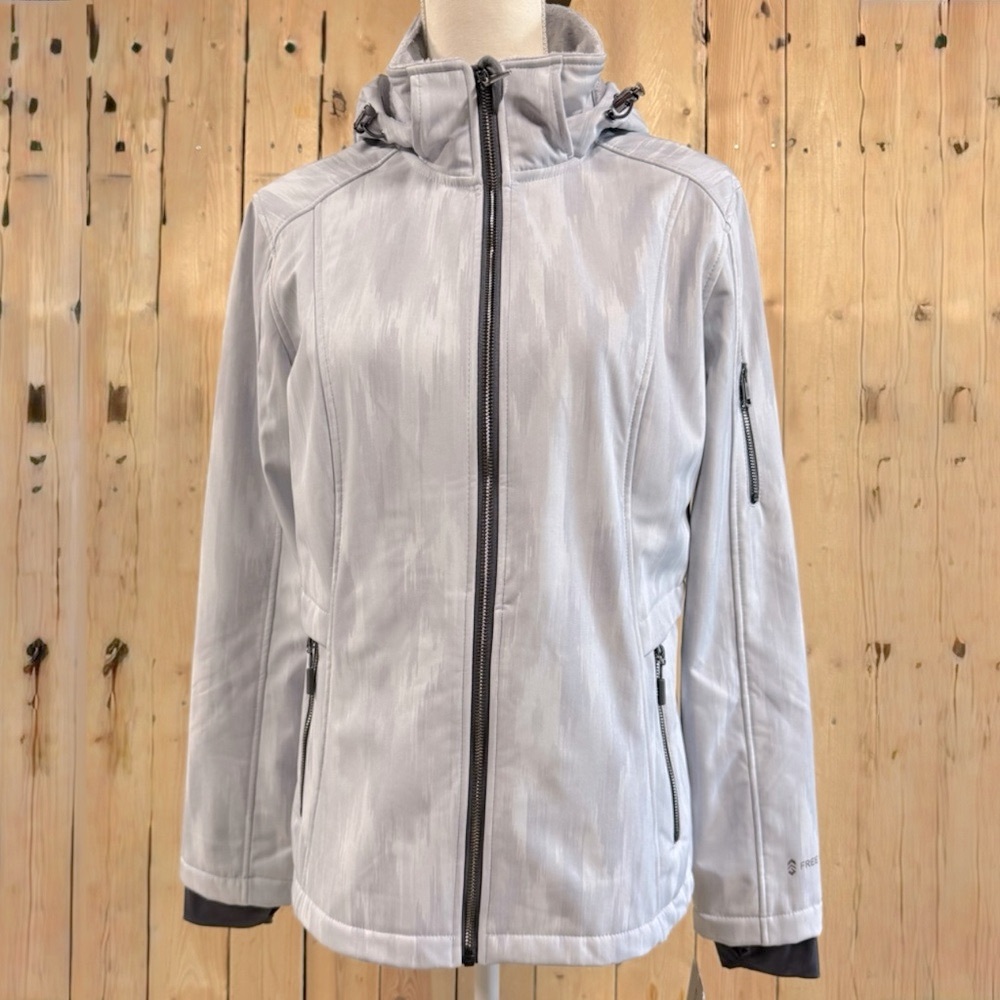 Women’s Free Country Aeris ll Super Softshell Jacket - Picture 3 of 7